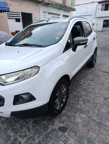 Ford Ecosport Freestyle 1.6 16V Flex 5P 2014