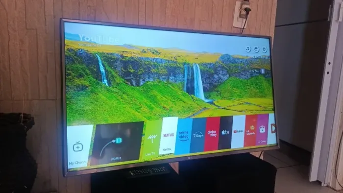 TV 4K 43" Polegadas LG Semi-nova