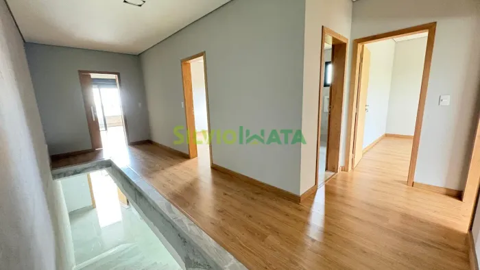 SOBRADO À VENDA NO BAIRRO BOM JARDIM Maringá/PR