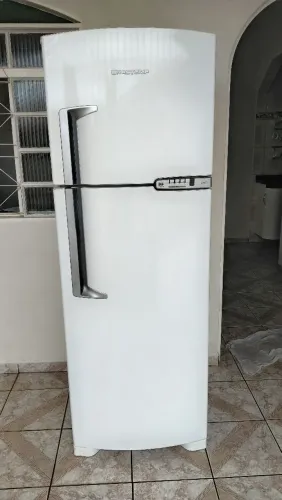 Geladeira Brastemp clean usada 352Lt 
