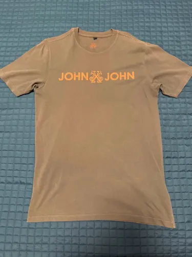 Camiseta John John Tamanho P