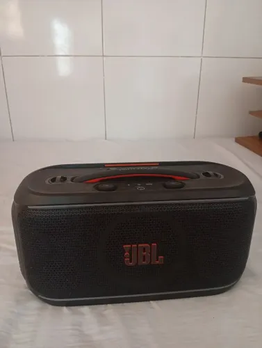 Caixa de Som JBL Portátil Bluetooth