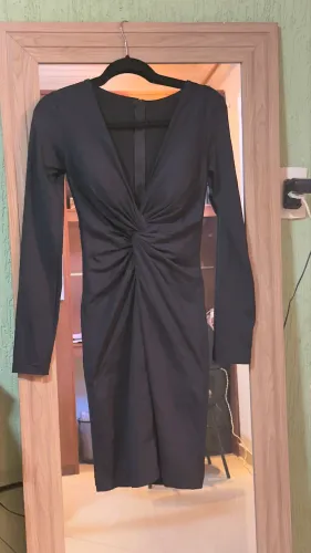 VESTIDO MIDI PRETO