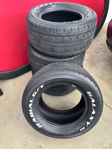 Jogo de pneu Galaxy Vitour 295/50 R15 usado