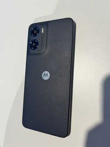 Vendo ou troco Moto G05 256gb