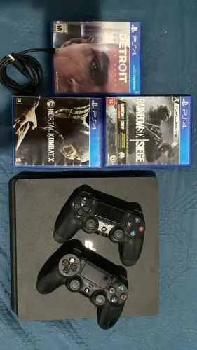 PS4