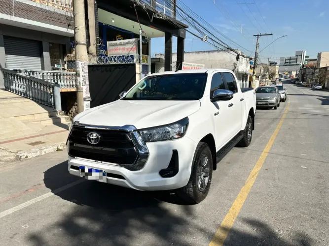Toyota Hilux CD 4X4 2.8 Diesel Mec. 2024