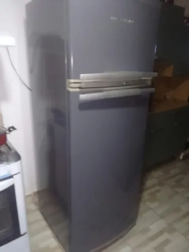 Vendo geladeira frost free 