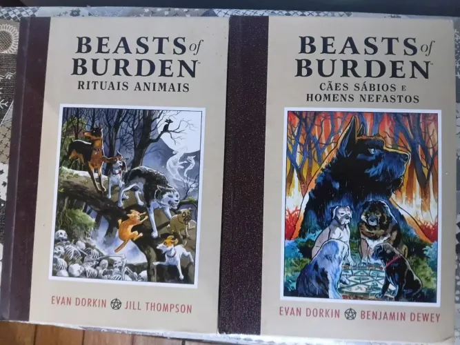 Beasts of Burden coleção completa estado impecável 