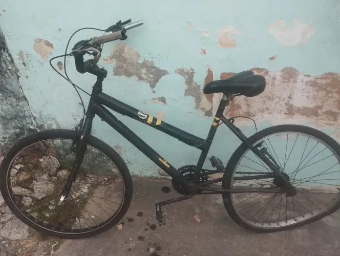 3 bicicletas para retirada de peças no precinho