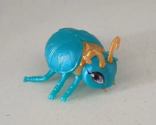 ACESSORIO PET BONECA MONSTER HIGH G3 NEFERA DE NILE AZURA ESCARAVELHO