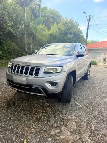 Jeep Grand Cherokee Limited 3.0 TB Dies. AUT 2014