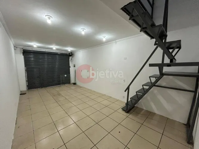 Loja duplex à venda, 60 m², Parque Riviera - Cabo Frio