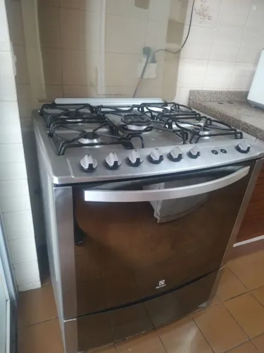 Fogão Electrolux 5 Bocas Prata com Duplo Forno