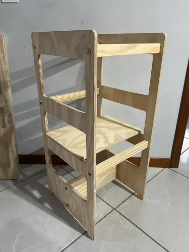 Torre de aprendizagem Montessori madeira