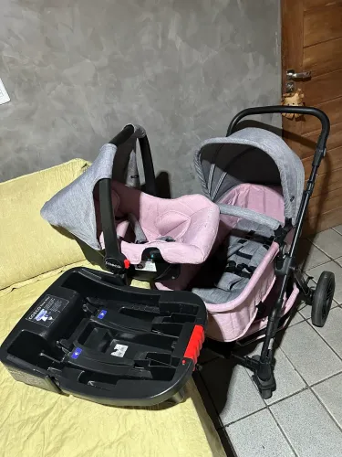 Carrinho de Bebê Moisés Cosco Travel System Poppy 3.0 Trio