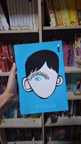 Livro Extraordinário - R.J. Palácio