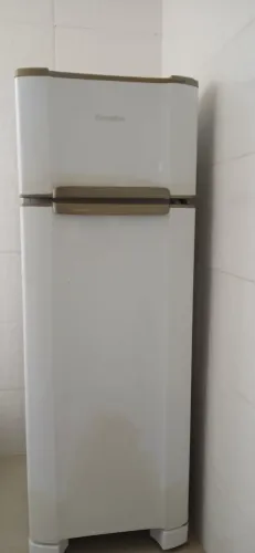Geladeira branca