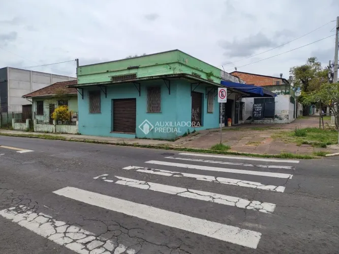 Prédio comercial, terreno para investidores.