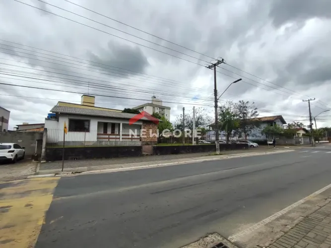 Casa em Rua Imigrante Meller - Santa Augusta - Criciúma/SC