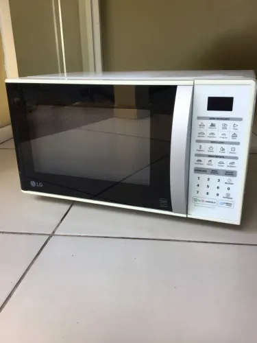 Micro ondas lg 30 litros só 290 reais
