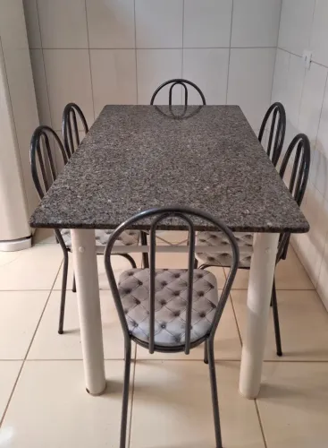 Mesa 6 cadeiras