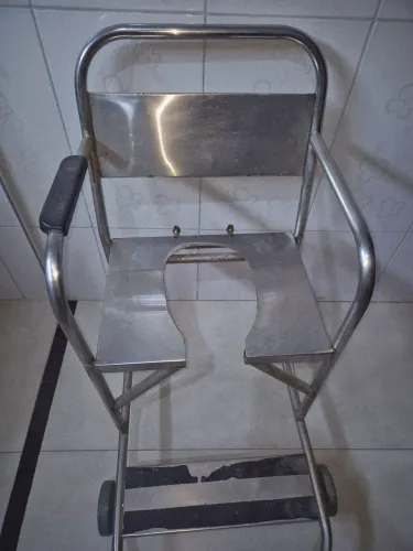 Cadeira higiênico em Inox 