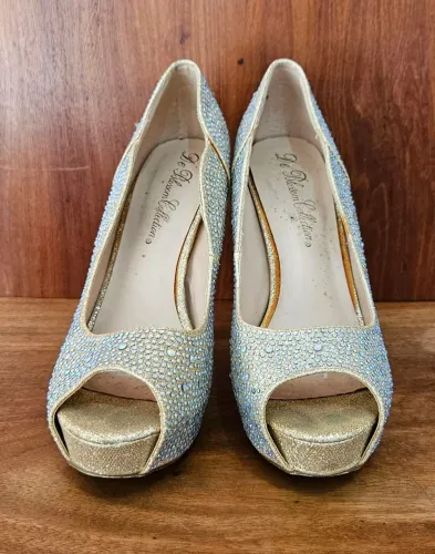 Sapato De Blossom Collection Strass Peep Toe