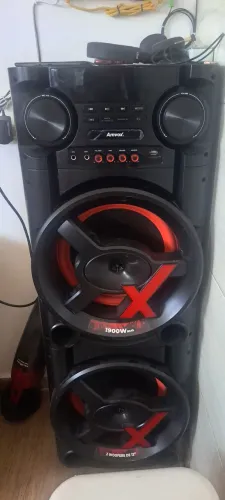 Caixa de som anvox 1900 wats sem nova venda ou troca