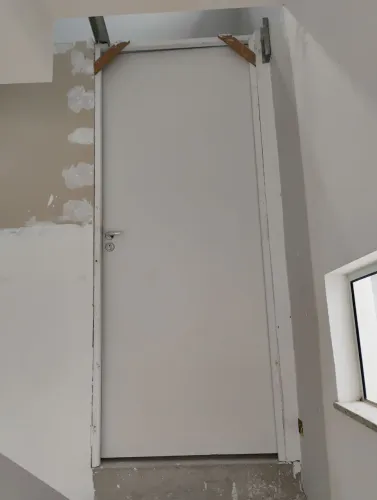 Porta branca drywall