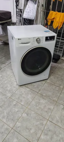 Lava e seca LG 11 kilos topada a venda