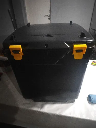 Baú para Moto ICbras Completo - Sistema com Catraca (Dispensa Suporte/Trilho)