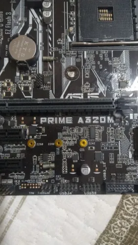 Placa-Mãe ASUS PRIME A320M-K (Defeito)