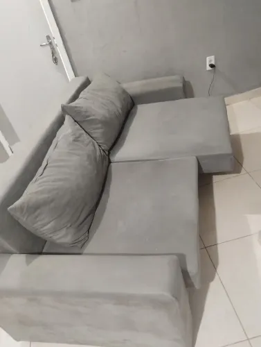Vendo um sofá retrátil