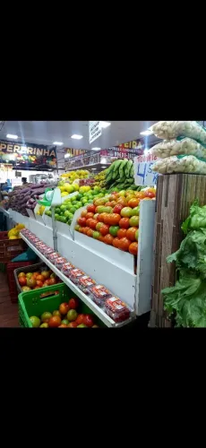 Vendo 3 bancas na feira de planaltina-DF ,em pleno funcionamento, alto faturamento. 