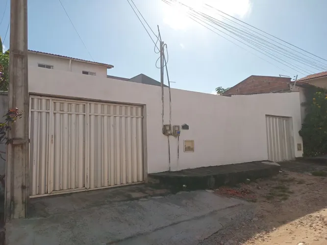 Alugo casa na praia da Lagoinha