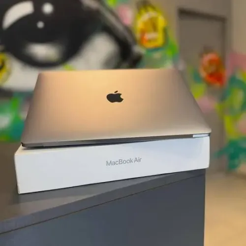 Macbook Air M1 . 512 ssd . 8gb . 13 polegadas