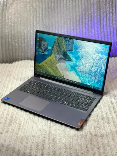 Notebook LENOVO | Intel Core i5-1135G7 | 8GB RAM | SSD NVMe 240GB | Tela Full HD
