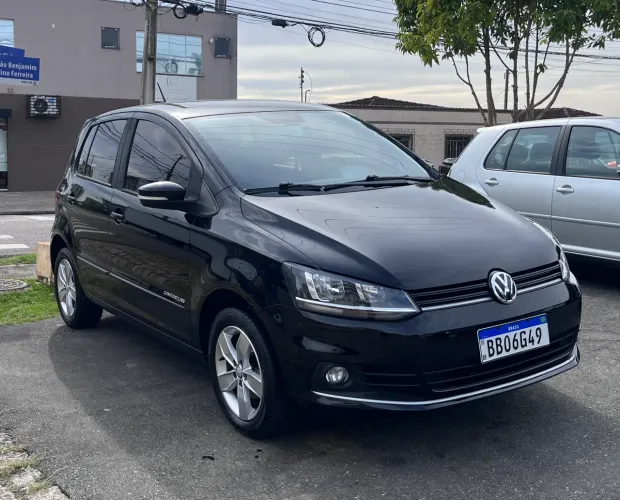 Volkswagen Fox Comfortline 1.6 Flex 8V 5P 2018