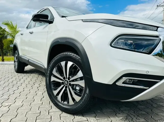 Fiat Toro Volcano 2.0 16V 4X4 TB Diesel Aut. 2025