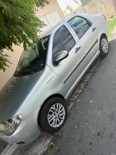 Fiat Siena Celebration 1.0 Fire Flex 8V 4P 2011