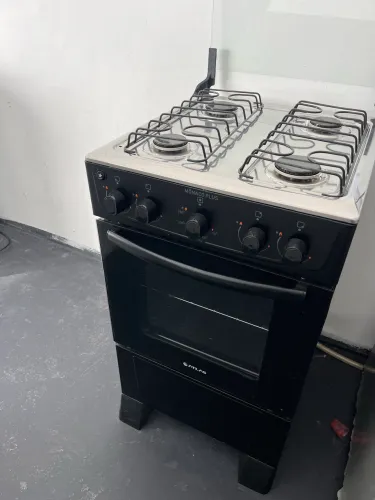 Vendo mobiliário para salão de festa