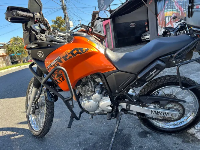 Tenere 250