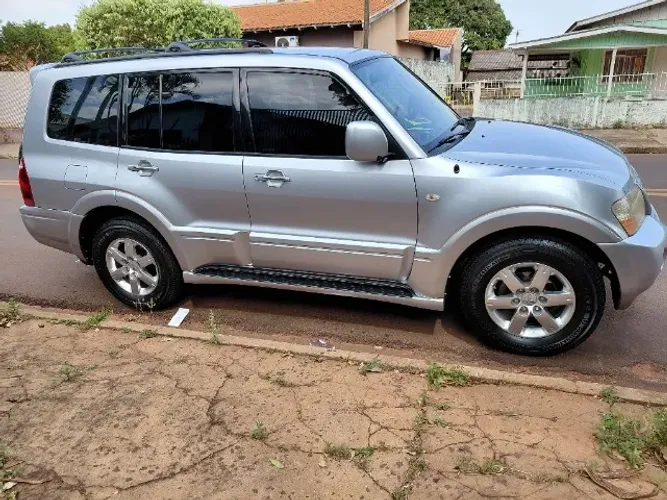 Mitsubishi Pajero Full GLS/gls/pkhpe 3.2 Dies.ti 5P 2006