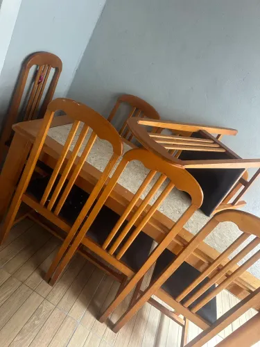 Mesa 8 cadeira madeira memso
