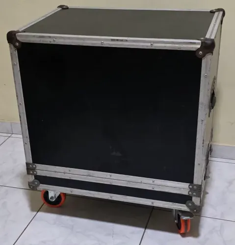 Hard case proficional para amplificador de baixo ou guitarra