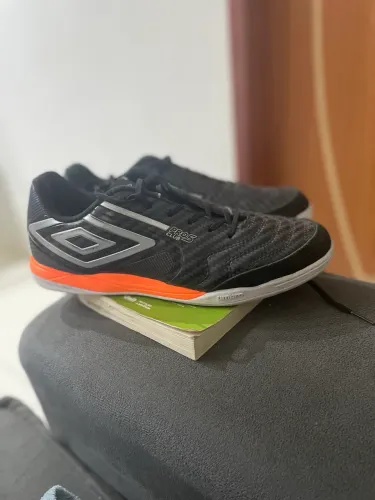 Tênis de futsal umbro Pro 5 Club