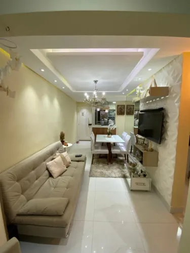 Apartamento 2/4 Spazio Solar do Parque Narandiba, nascente, móveis planejados e reformado
