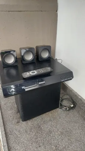 Home Theater Philips 5.1 HTD3509