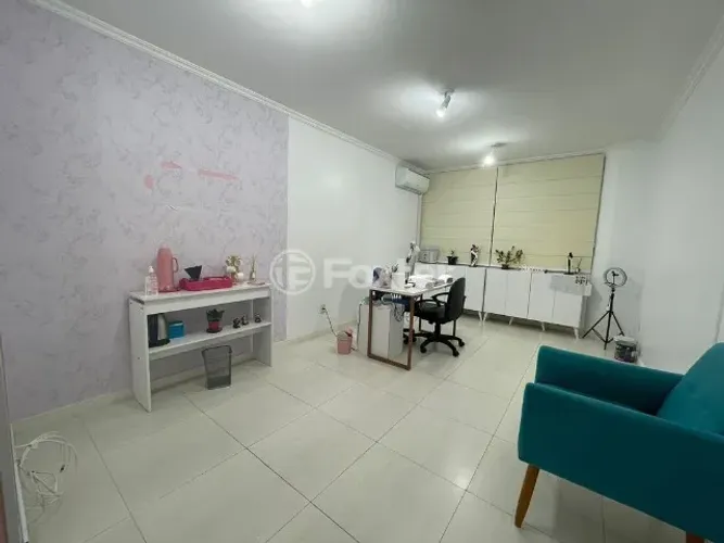 Oportunidade -> Sala comercial 23m² próximo Assis Brasil e Bourbon Wallig